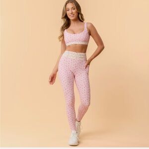 Blogilates Women's Ruched Waist Leggings -size medium